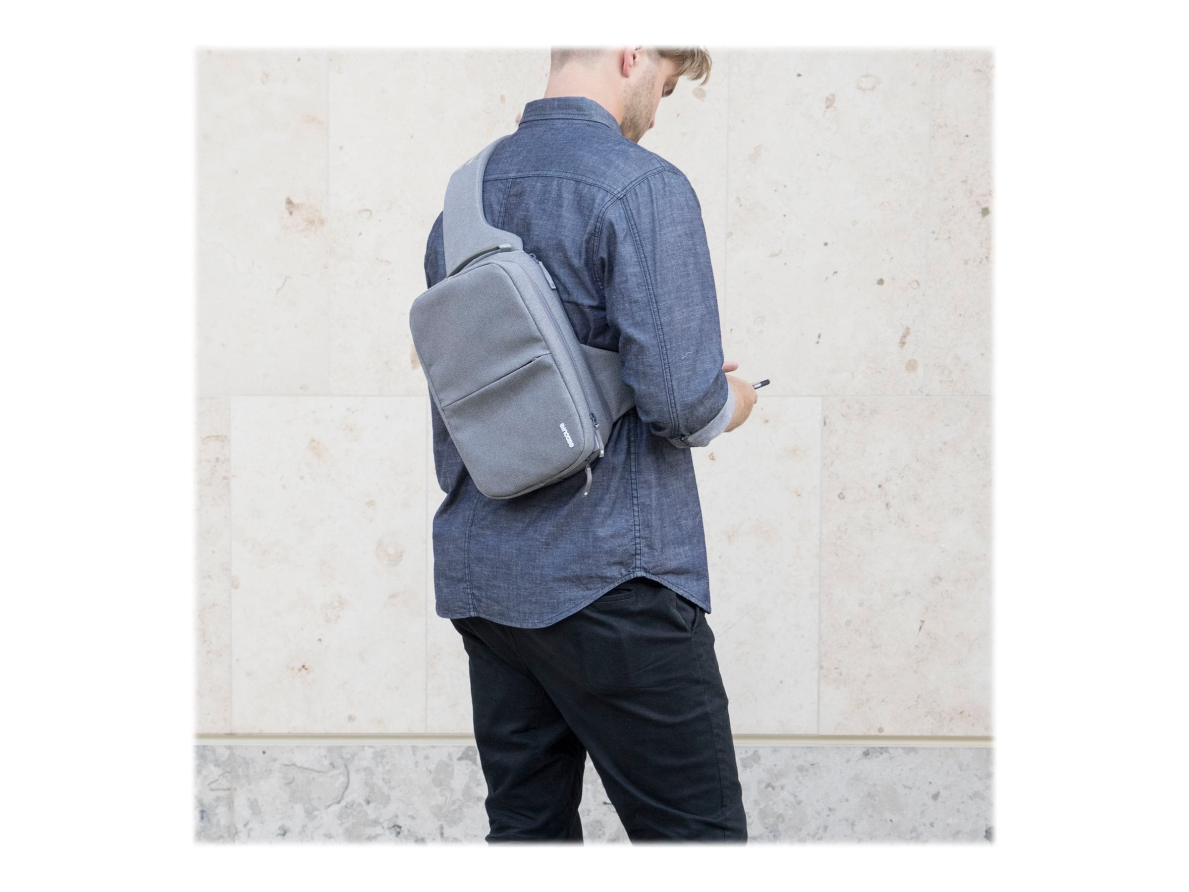 incase quick sling bag