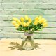 thumbnail image 2 of Luxtrada - Ramo de tulipanes artificiales de tacto real (20 unidades), color amarillo, 2 of 7