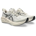 thumbnail image 2 of Zapatillas de running ASICS NOVABLAST 5 para hombre, Oatmeal/Black, talla 10, 2 of 9