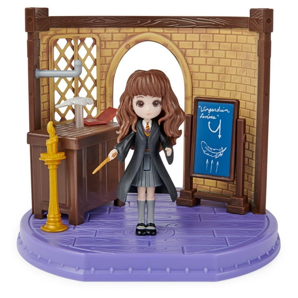 Wizarding World, Magical Minis, Charms Classroom avec figurine Hermione Granger exclusive et accessoires, jouets pour filles et garçons à partir de 5 ans