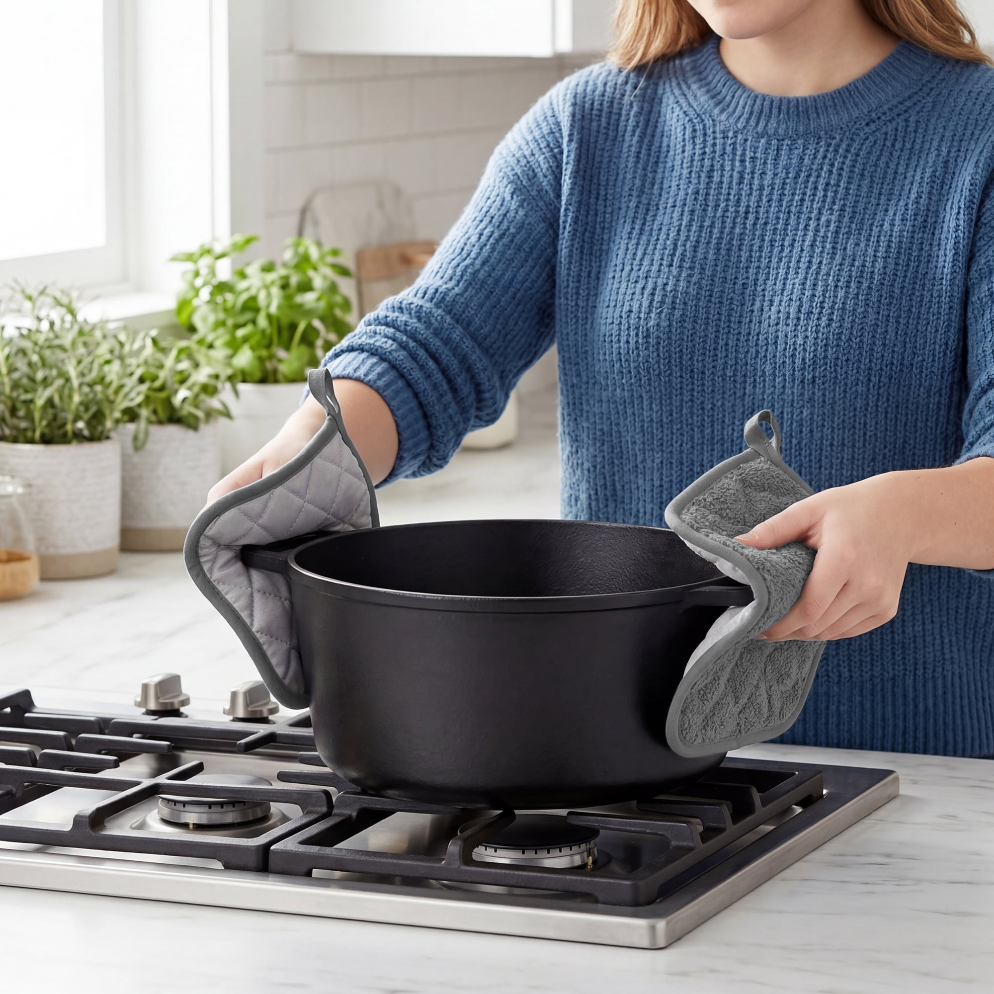 Unique Bargains 2 Pcs Square Pot Holders Heat Resistant Non Slip Pads Gray 7.1"x7.1"