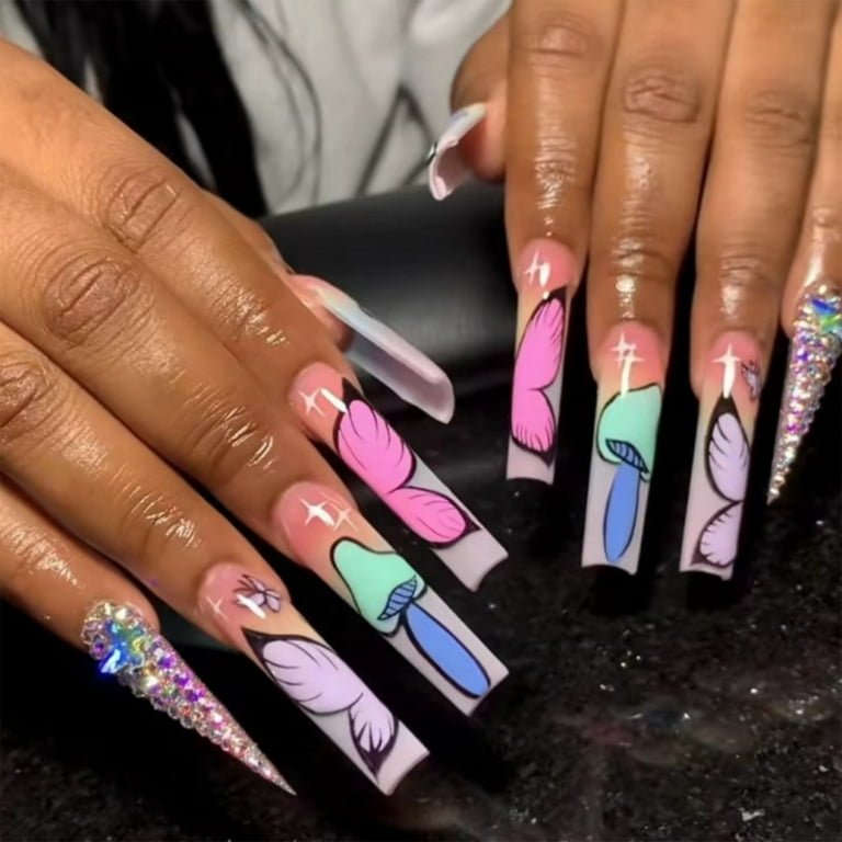 Fake nails 2024 with butterflies