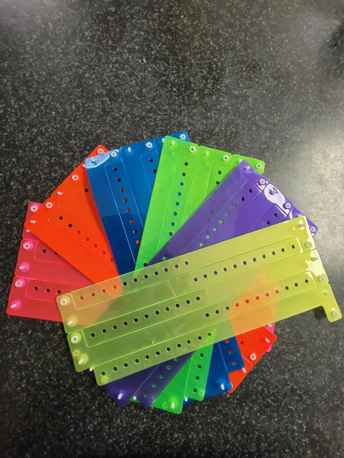 30 3/4" ASSORTED BRIGHT PLASTIC/VINYL TRANSLUCENT WRISTBANDS,EVENT