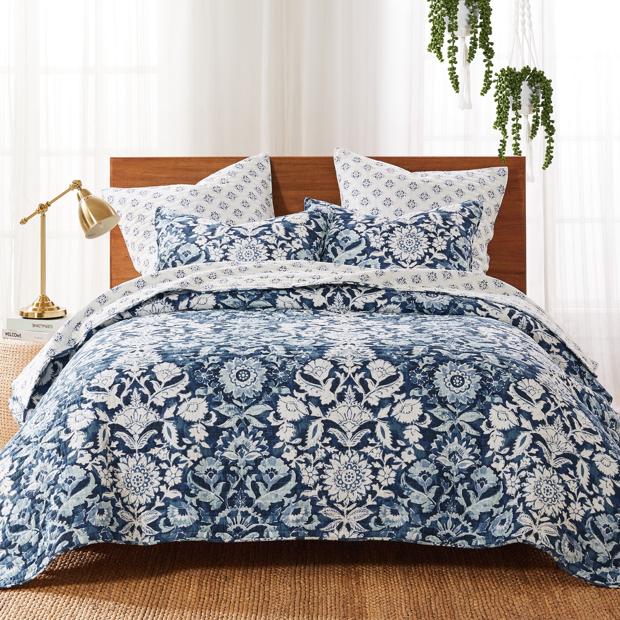 Levtex Home Laure Indigo Quilt Set Full/Queen Quilt and Two