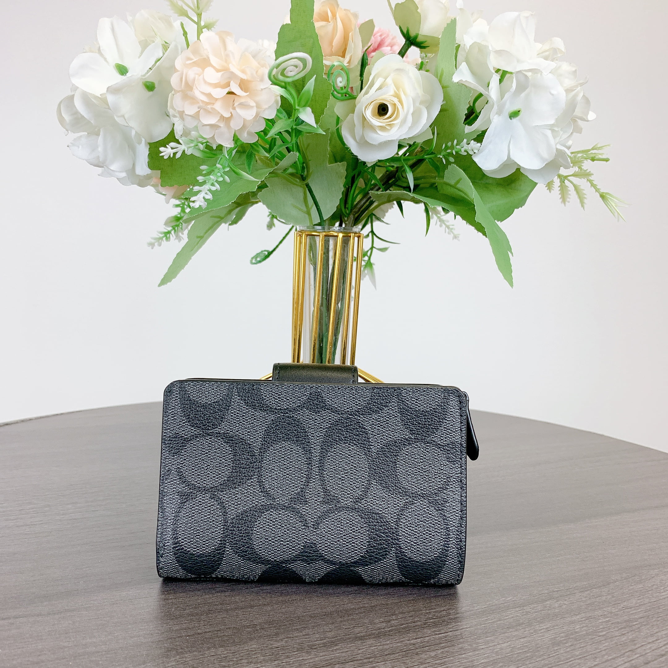 2192b687-685b-4655-93b6-