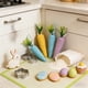 thumbnail image 5 of Decoración colgante de espuma de zanahoria de Pascua Multicolor • Pack de 6 • 14cm • Colgante de rábano de primavera • Acento ligero hecho a mano | Decoración festiva para la fiesta de conejos, 5 of 6