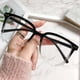 thumbnail image 3 of Gafas de bloqueo de luz azul para mujer, gafas de ordenador para hombre, paquete de 4 gafas para juegos, marco de moda, 3 of 5
