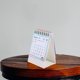 thumbnail image 4 of Calendario de escritorio portátil 2025, calendario de escritorio con tapa de papel 2025, soporte de escritorio, calendario, decoración de escritorio, calendario de mesa estético, 4 of 5