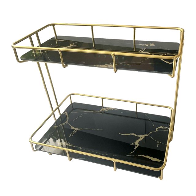 mostrador organizador de baño de metal, estante organizador de cosméticos, estante de almacenamiento para el hogar estante de especias, estante de alm oro negro sunnimix estante organizador de maquillaje SM SunniMix, estante organizador de maquillaje de 2 niveles en oro negro con bandejas negras con vetas doradas visibles y estructura tubular metálica dorada, vista frontal en 3/4, altura total 24 cm, capas 32x15.5 cm y 32x21.5 cm, adecuado para ordenar maquillaje, brochas y accesorios de tocador; también apto para organizar especias pequeñas.
