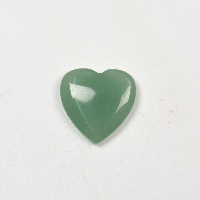 Granjero Gordo 10 piezas de piedra cruda de cristal verde natural mini 2 * 2 cm decoración de piedra natural en forma de corazón