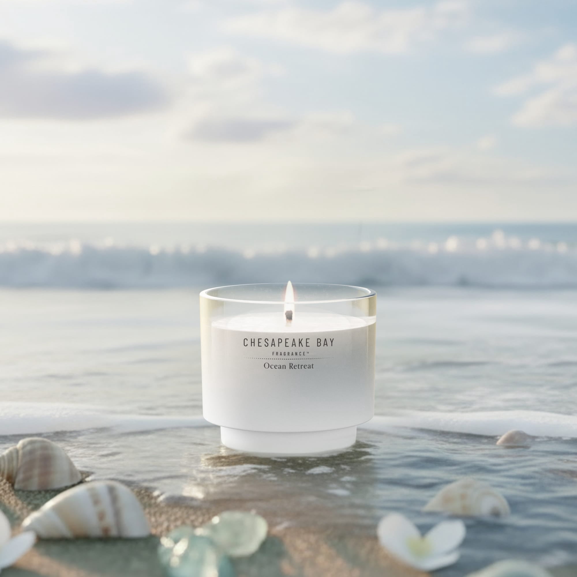 Chesapeake Bay Candle 4.5oz | Ocean Retreat Scent |Exclusive Mood Evoking Fragrance |Sea Glass-Inspired Jar | Premium Soy Blend Wax with Essential Oils | Coastal Fragrance for Home Décor or Gifting