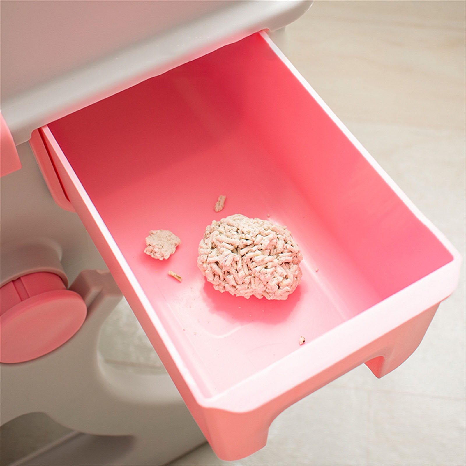 Large Cat Litter Pan Semi-Closed Semi-Automatic Tipping Cat Litter Box Pet Supplies Easy to Clean