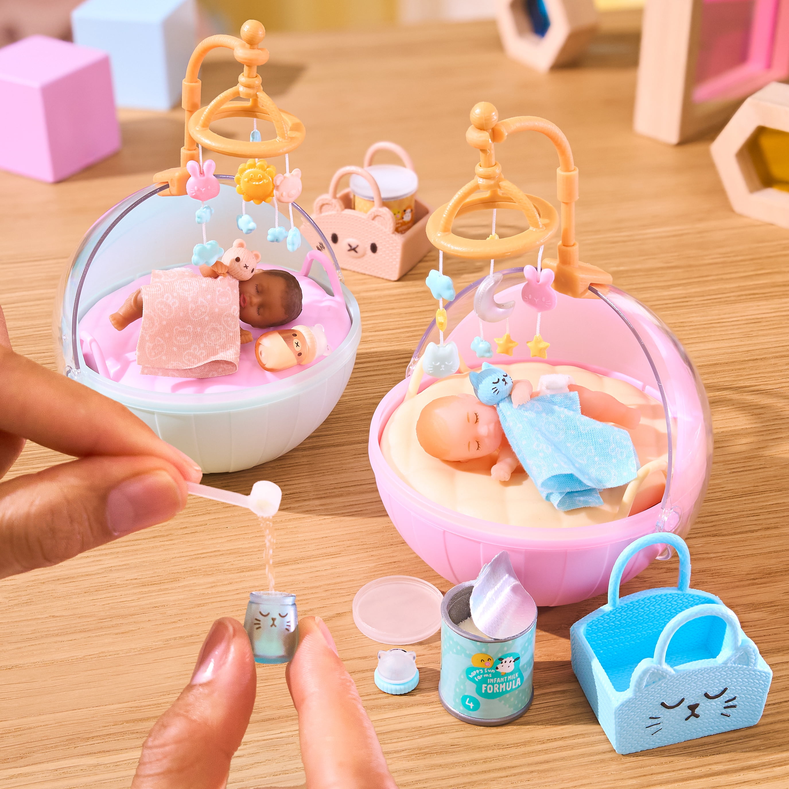 MGA's Miniverse Make It Mini Real Baby Nurture - Blind Ball Mini Collectibles, Ages 8+