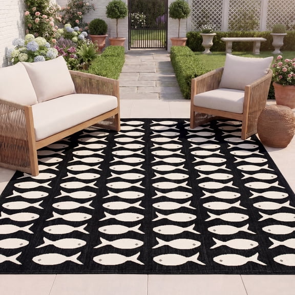 Safavieh Courtyard Tranter Fishes Indoor/Outdoor Area Rug, Black/Beige, 7'10" x 7'10" Square