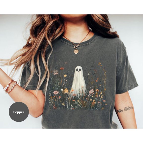 Cute Ghost Halloween T-Shirt, Vintage Wildflower Ghost Graphic Tee, Inspired Spooky Shirt, Fall Gift for Ghost Lovers
