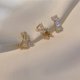 thumbnail image 4 of Pendientes de clip de hueso de oreja de metal con perla de circonita retro para mujer, pendientes de botón sin perforaciones personalizados, sencillos y a juego de Corea del Sur, 4 of 6