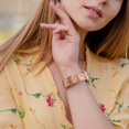 thumbnail image 4 of Correa Con Grabado Floral Compatible Con Apple Watch Band De 38 Mm, 40 Mm, 41 Mm, 42 Mm, 44 Mm, 45 Mm, 46 Mm, 49 Mm, Correa De Silicona Brillante Con Diseño De Flores Silvestres Para Iwatch Band Serie, 4 of 5