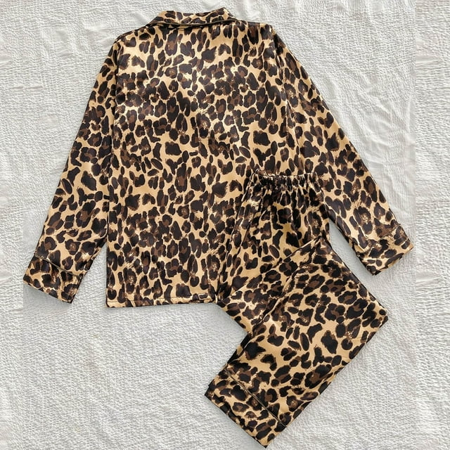 Weiqiqre Pajamas for Women Button Down 2 Piece Silk Pjs Shorts Set Ruffle Notch Collar Sleepwear