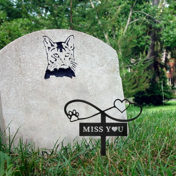 UPGRATOR Pet Grave Marker Dog Cat Memorial Grave Markers Weather Resistant Metal Iron 1Pack 10.61X9.04X0.04In