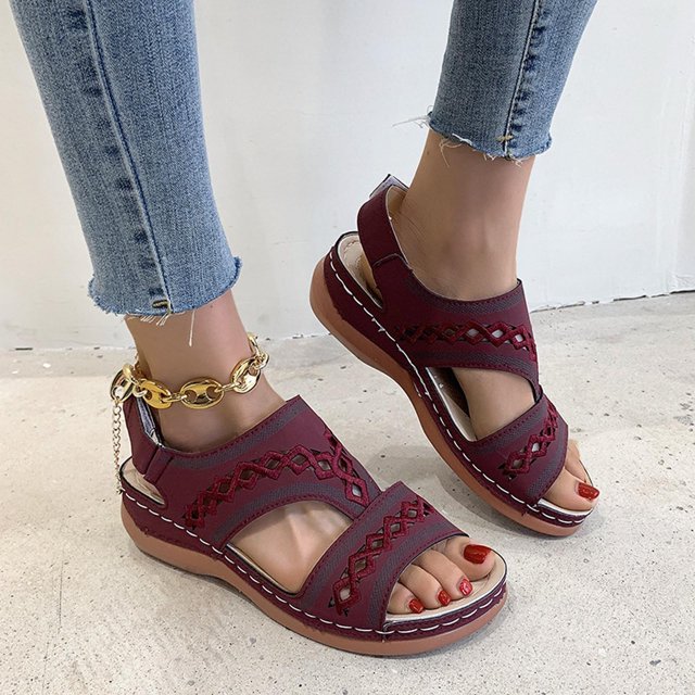 Zapatos de mujer de verano Tacón de cuña Retro Hollow Out Casual Sandalias de mujer Wmkox8yii nm9381