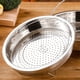 thumbnail image 3 of Moyic Bandeja para cocinar al vapor de acero inoxidable con asa para un fácil manejo Bandeja para cocinar al vapor de acero inoxidable 304 Cocina y Comedor 20cm, 3 of 6