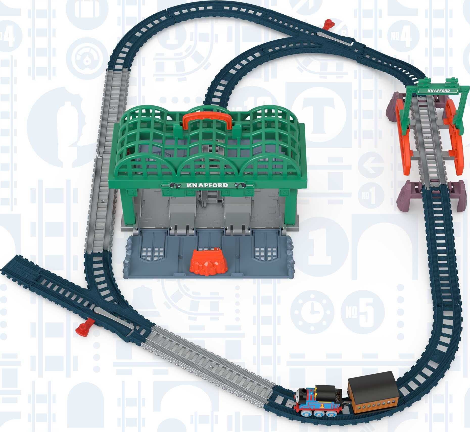 Thomas & Friends Knapford Station Track & Diecast Train Set, 2in1