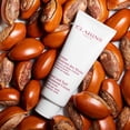 thumbnail image 3 of Crema de tratamiento para manos y uñas Clarins, galardonada con 100 ml, 3 of 6