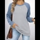 thumbnail image 4 of Sudadera Ligera de Larga con Cuello Redondo y Diseño Raglán con Bloques de Color para Mujer Gris Azul XL, 4 of 10