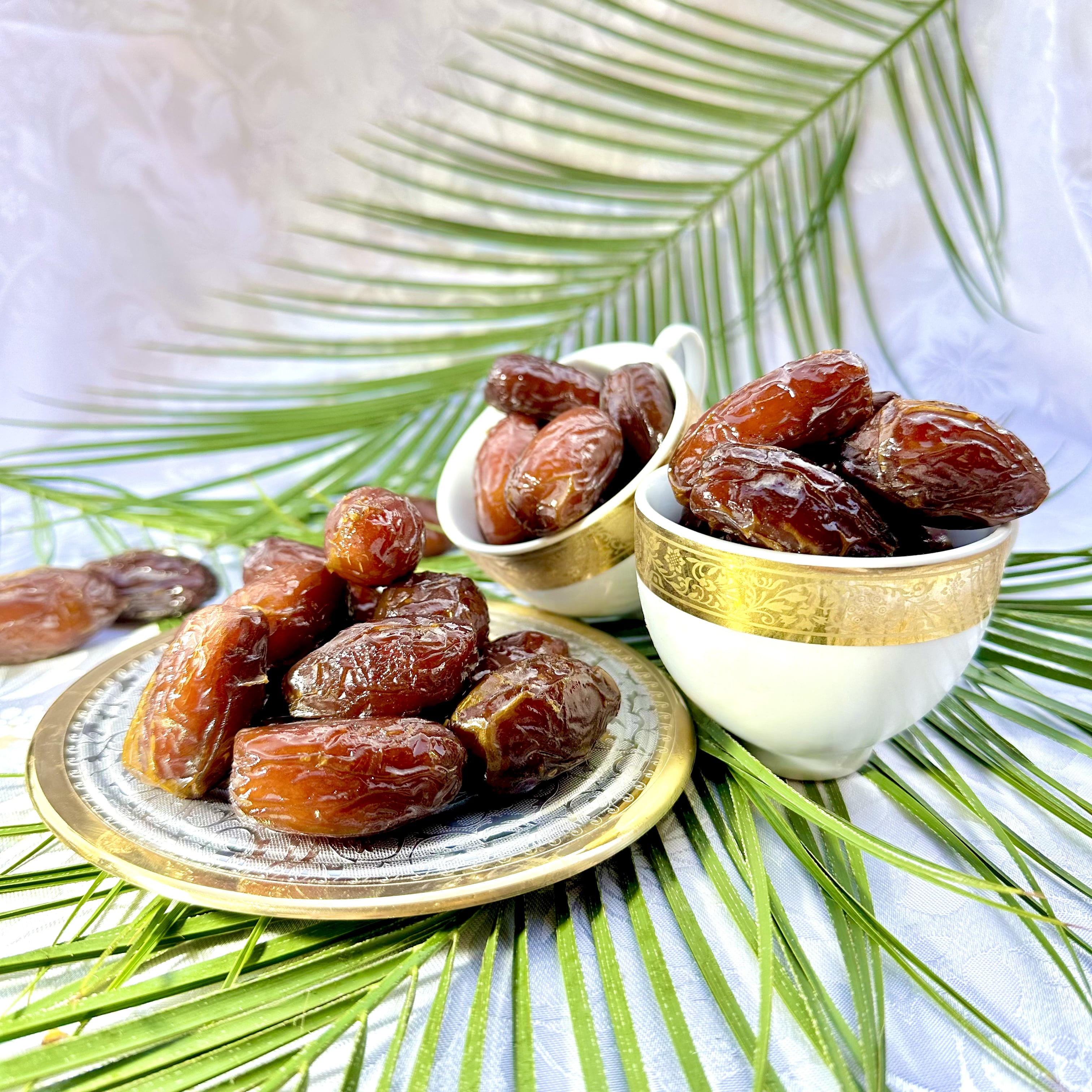 Barhi Dates Yellow Organic -Crunchy and Sweet -Asia Foods International