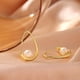 thumbnail image 4 of Pendientes de perlas para mujer, pendientes colgantes de perlas de agua dulce chapados en oro de 14 quilates, aros de gota hipoalergénicos para niñas Vhermosa Aretes, 4 of 6