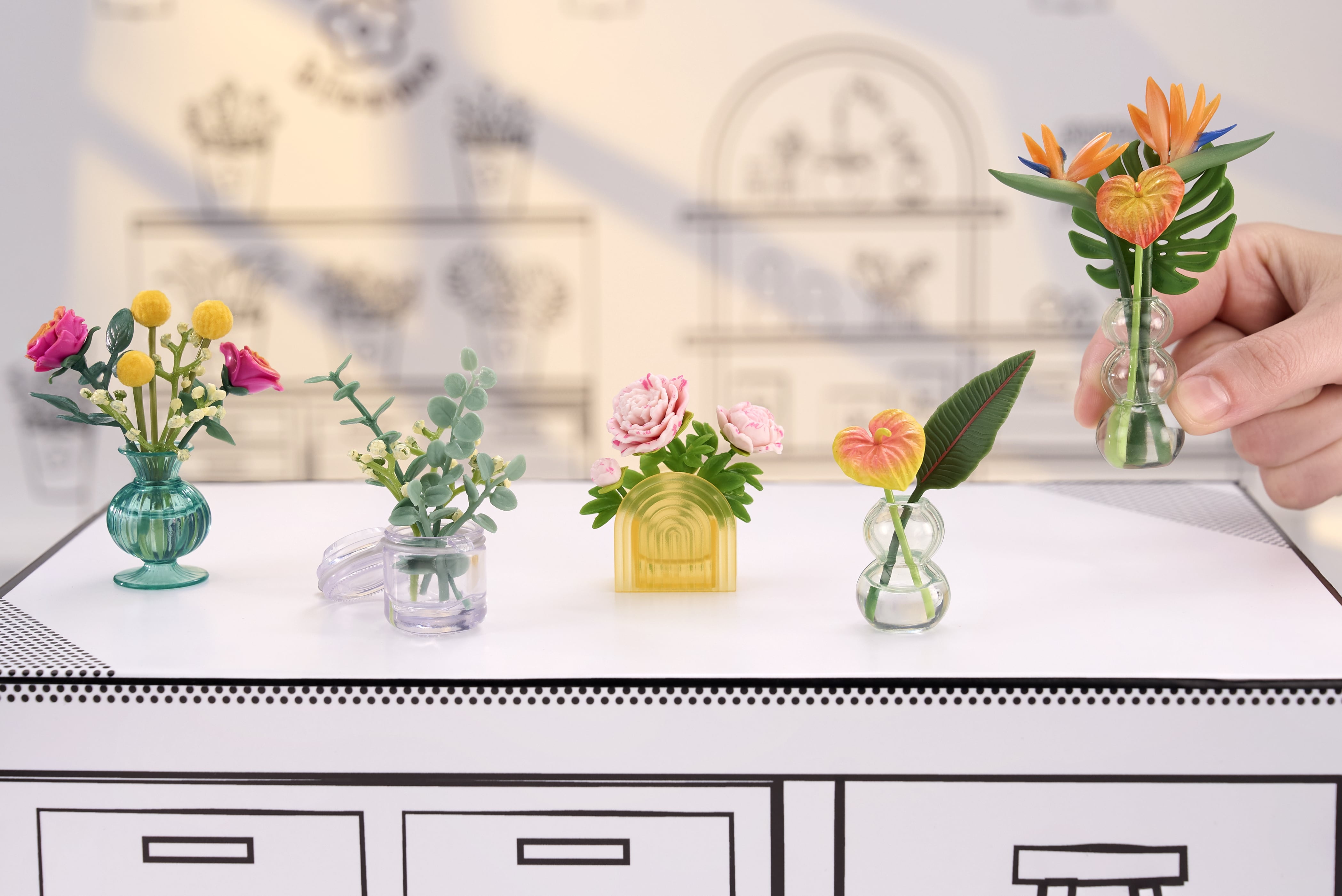 MGA's Miniverse Make It Mini Botanicals Mini Collectibles
