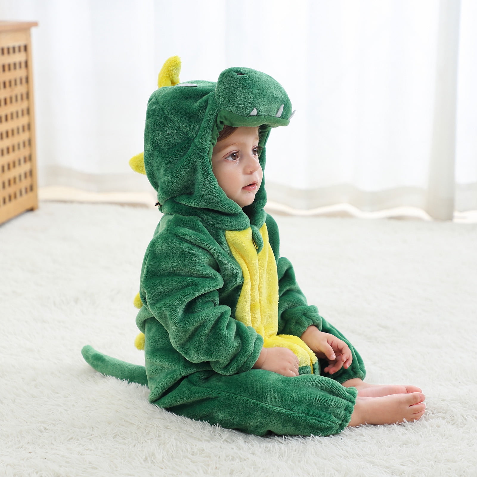 FFENYAN Adorable Dinosaur-Themed Baby Onesie Soft Flannel Long Sleeve Bodysuit for Infants and Toddlers Perfect for Everyday Wear and Special Occasions for 3 Months-3 Years