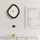 thumbnail image 4 of Reloj de pared moderno con números grandes for sala de estar, cocina, hogar, dormitorio, escuela y oficina. Blanco, verde y negro., 4 of 4