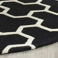 thumbnail image 3 of Safavieh Cambridge Tapis de Transition Noir - Rond 6', 3 of 5