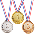 thumbnail image 1 of Juego de medallas de 6,5 cm cada una, 3 medallas de podio con collar, oro, plata, bronce, trofeo, victoria, juguete, deporte, fiesta temática, cumpleaños, 1 of 4