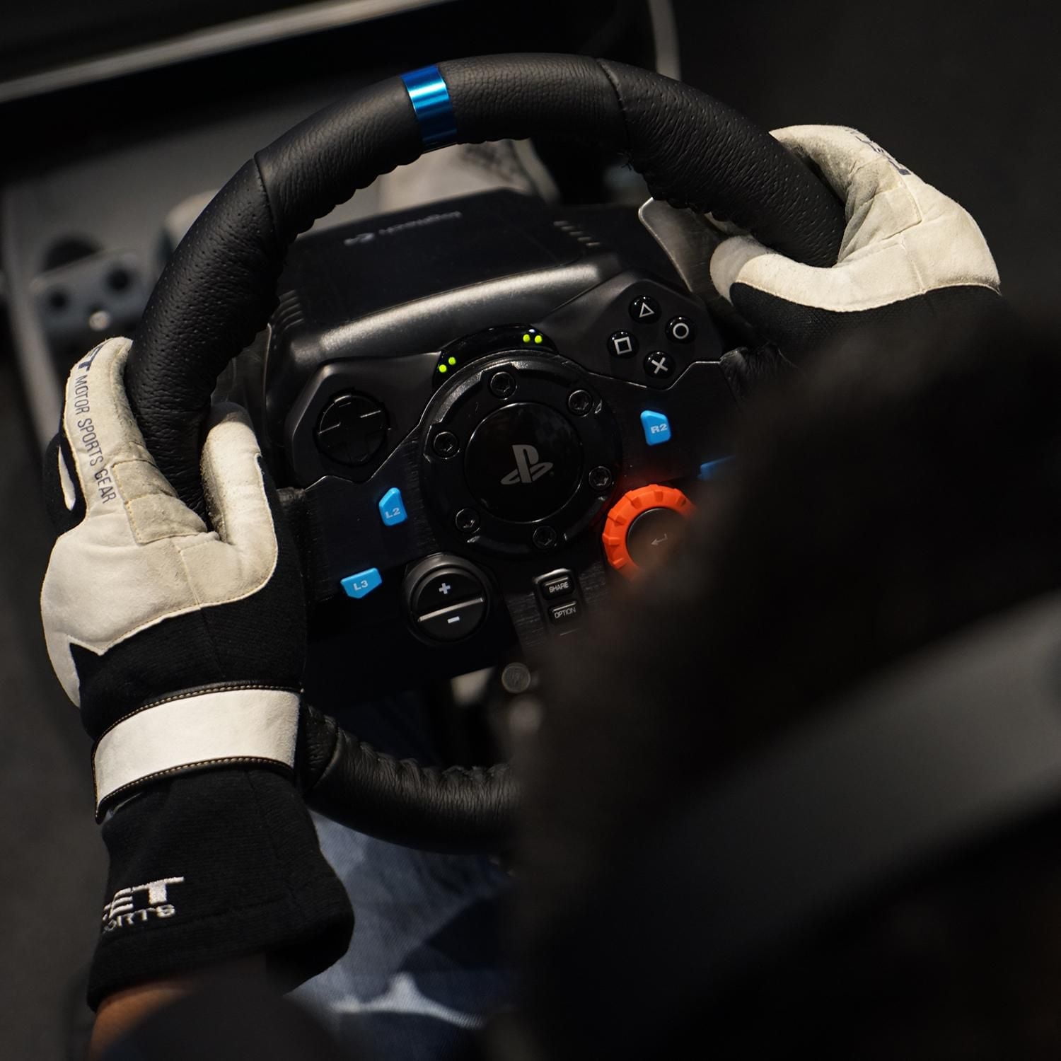 Logitech G29 Driving Force PlayStation 4 and PlayStation 3 Racing Wheel, Definitive sim racing hardware