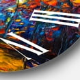 thumbnail image 3 of Designart 1 in Quartz Traditional Wall Clock, 3 of 5