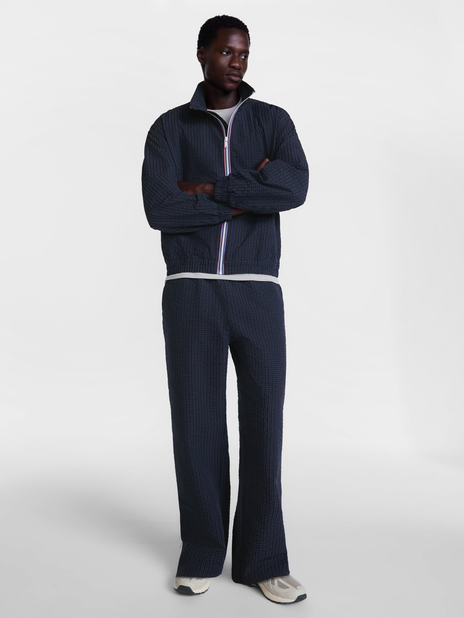 Avia Men's Relaxed Fit Tech Seersucker Track Pants with Side Stripe, Sizes XS-3XL