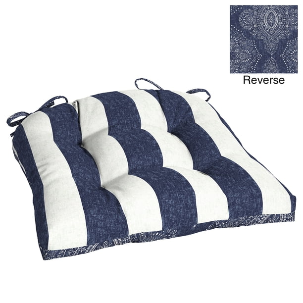 Better Homes & Gardens Blue Pointelized Ogee Stripe 20 x 18 In. Wicker