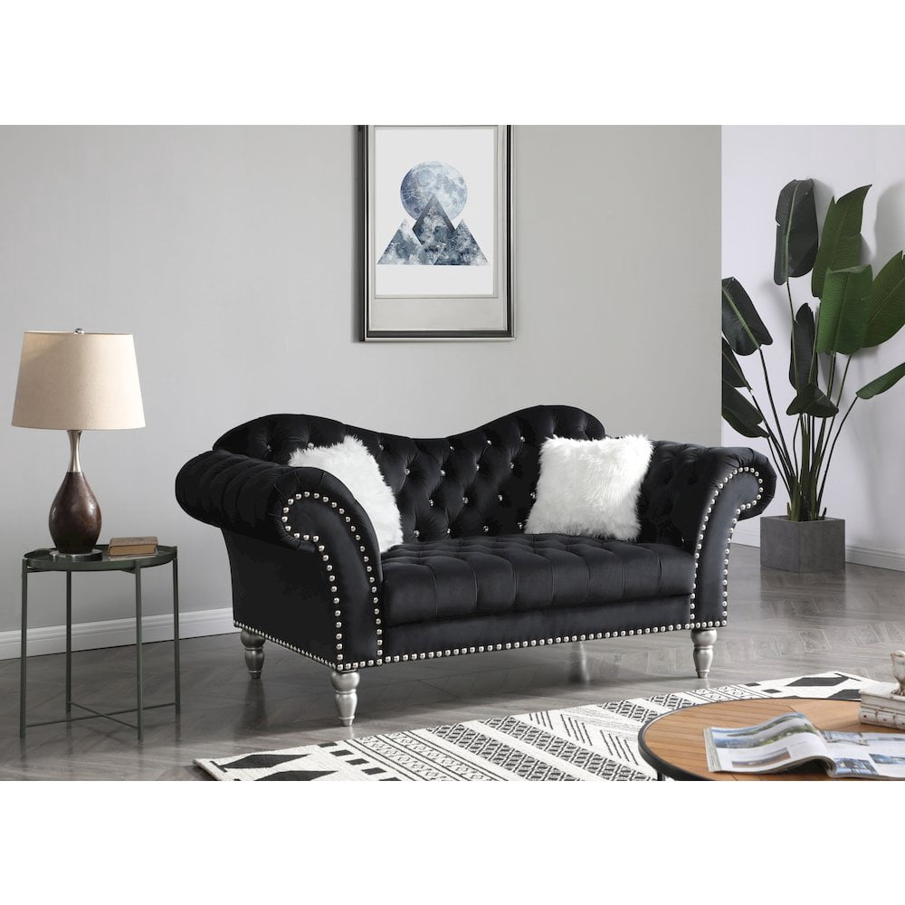 Glory Furniture Wilshire Loveseat in Black Color