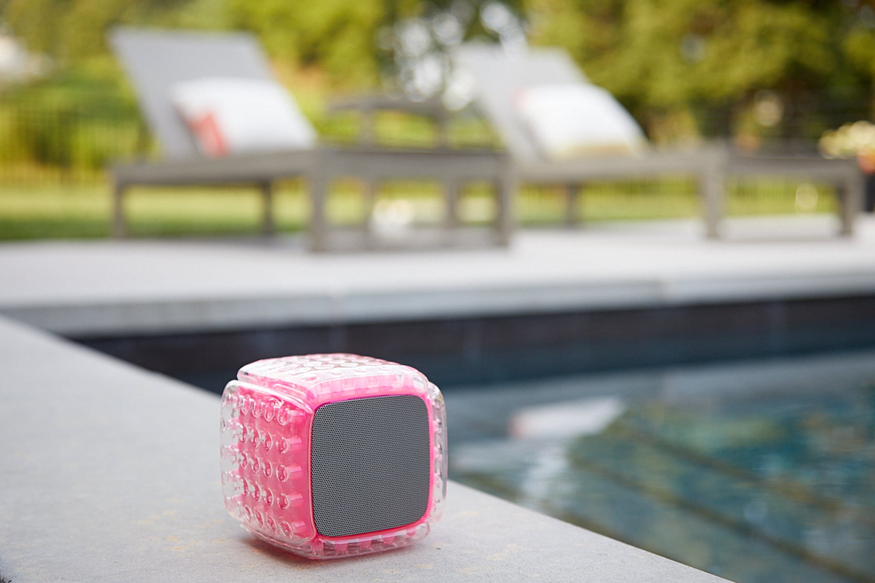 Memorex Cush Air Cushion Bluetooth Speaker, MSBW101, Pink