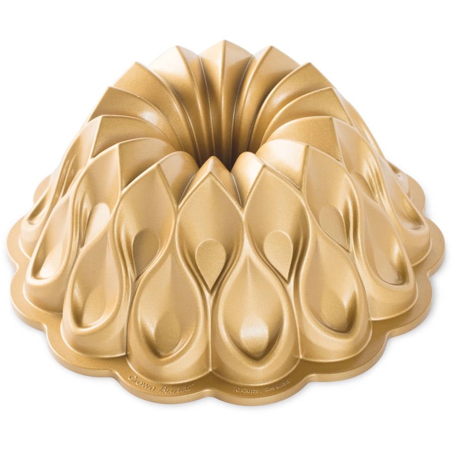 Nordic Ware Crown Bundt Pan