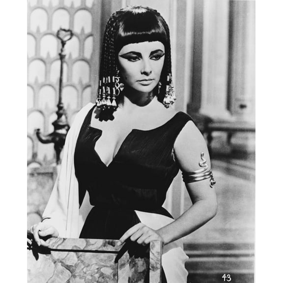 Film still of Elizabeth Taylor in Cleopatra Photo Print (8 x 10)