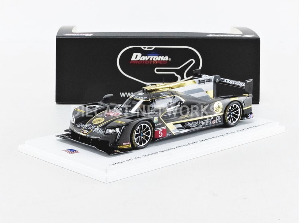 SPARK - 1/43 - CADILLAC DPI-V.R - WINNER DAYTONA 2017