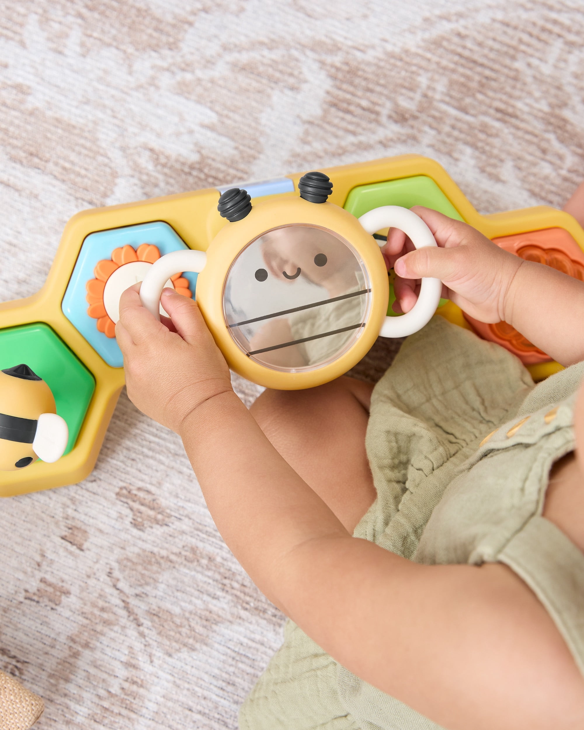 Skip Hop Farmstand See & Bee Steering Wheel