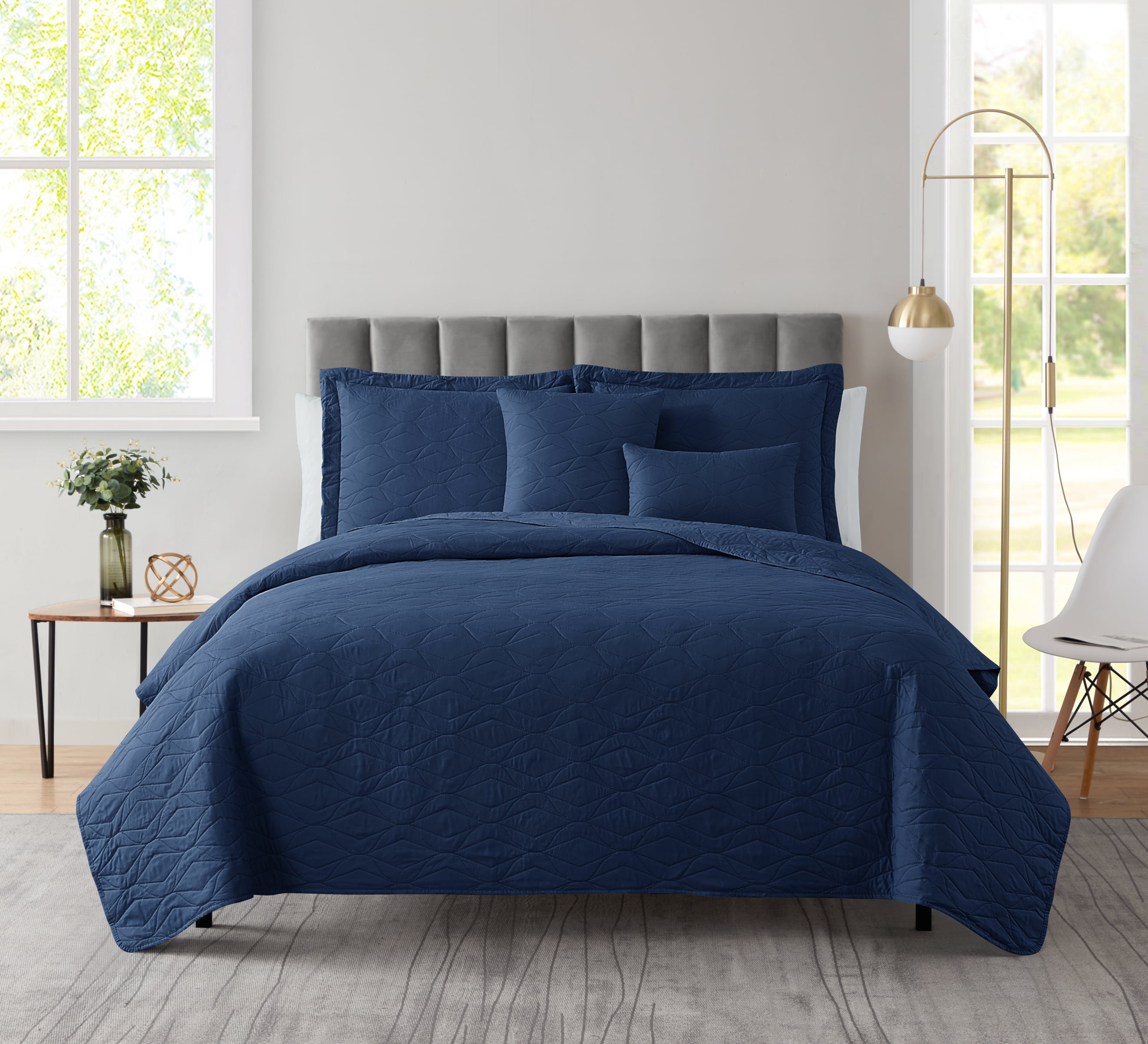 Nestl 5 Piece Quilt Set King with Pillow Shams and Euro Shams, Soft Microfiber Lightweight Bedspread Coverlet, Modern Style Ellipse Weave Bed Cover, Navy Blue