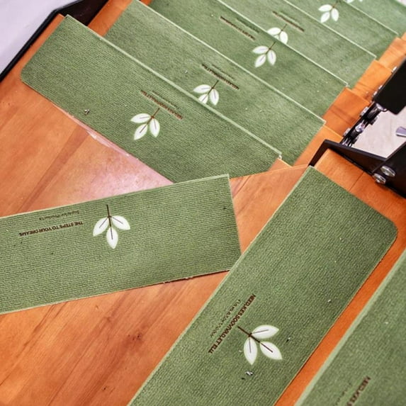 Taykoo Luminous stair mat glue-free self-adhesive non-slip mat home dormitory bedroom creative cuttable lucky clover love stairs mat