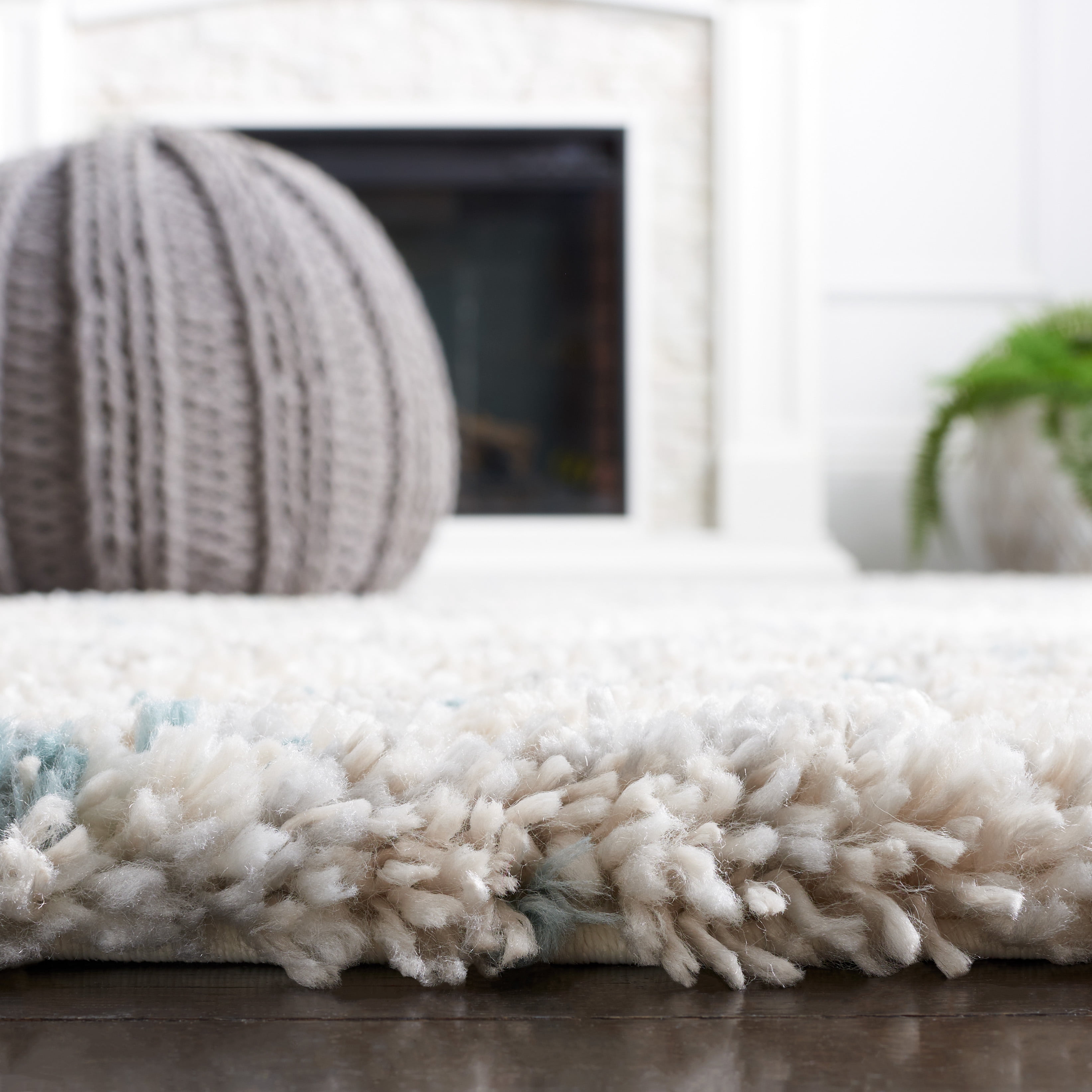 Safavieh Fontana Darina Diamond Shag Area Rug, Turquoise/Ivory, 5'3" x 5'3" Round