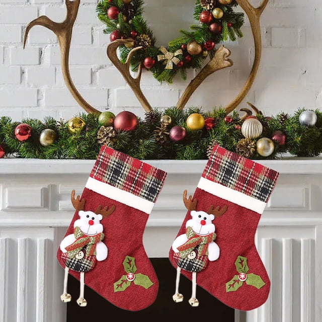 Dos en un set de suministros de decoración navideña, calcetines medianos, calcetines de Papá Noel, muñeco de nieve y ciervo, colgante de árbol de Navidad, bolsa de dulces de regalo.
