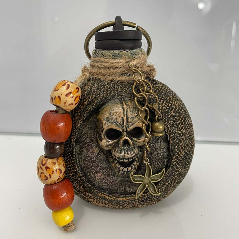 BOOYOU Halloween Skull Pirate Rum Bottle Ornament Decoration